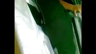 Ճաղատ գլխով պիժոն fucks ebony BBW միսիոներական դիրքում