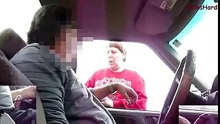 Horny hubby մատը fucks իր կամայական հնդիկ կնոջ թաց pussy